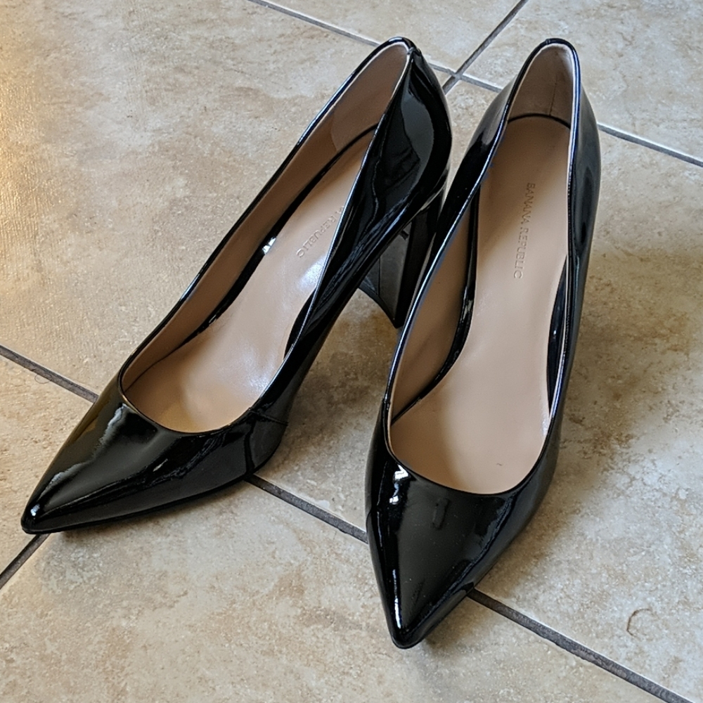 Banana Republic Block-Heel Pump